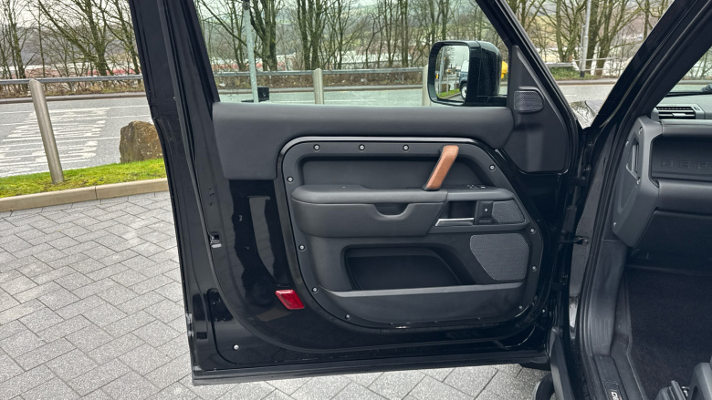 Land Rover Defender 3.0 P400 X 90 3dr Auto Petrol Estate